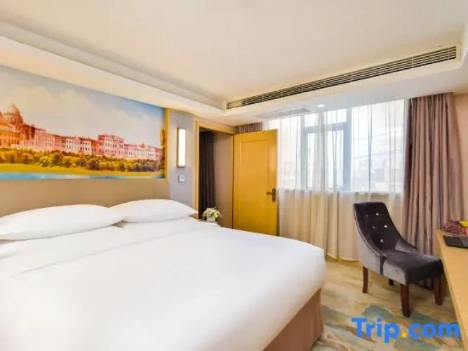 1 Bedroom Premium Attic Suite