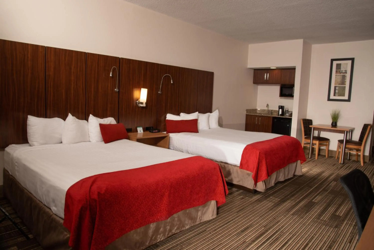 Northfield Inn, Suites & Conference Center
