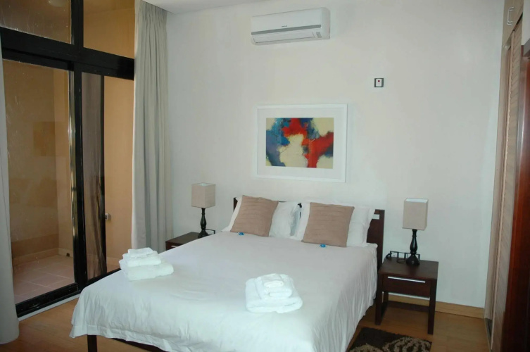 Roma Place