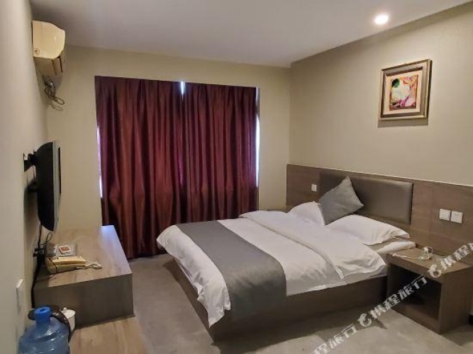 Sextuple Suite