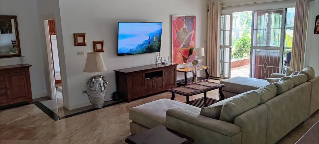 Laguna Villa 2