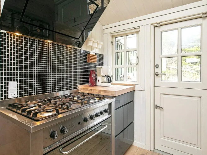 6 Person Holiday Home in Jerup