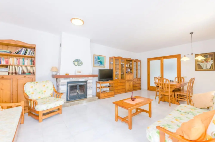 Casa Aina