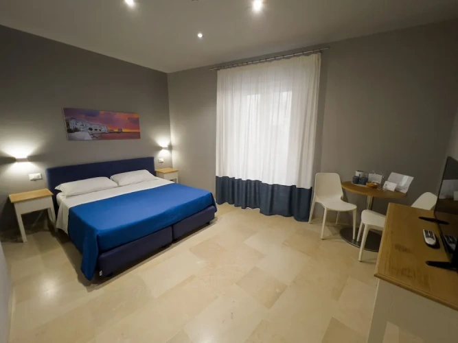 1 Bedroom Superior Double room with city view
