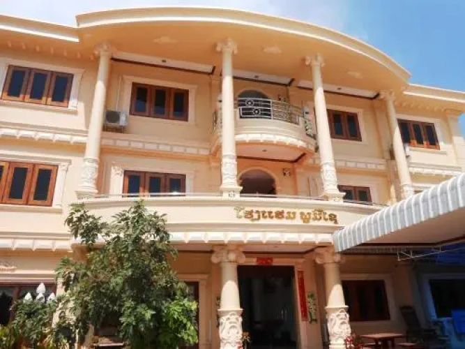 Phoumixay Hotel