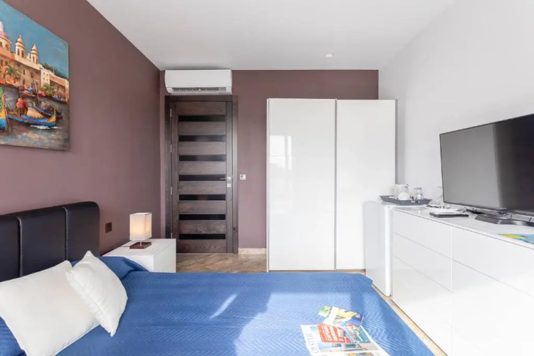 Belvedere Airport Suites