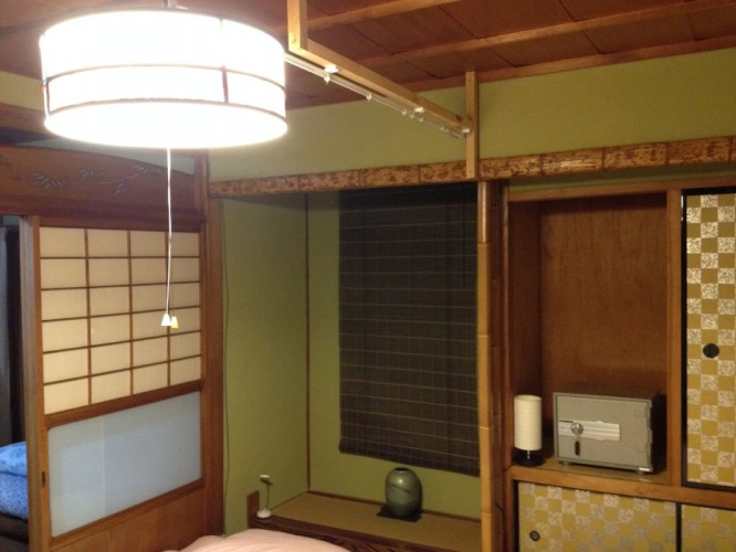 Shin-Osaka Backpacker's Hostel