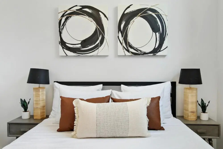 Luxe 1BR Apt - Lake 204 rep