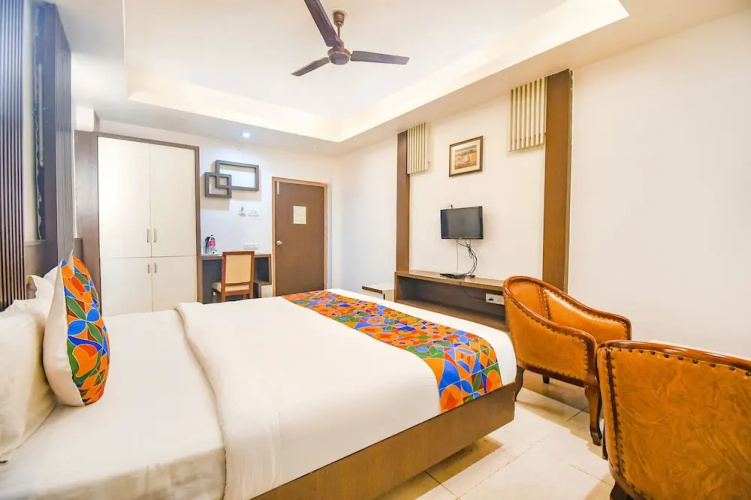 OYO 3185 Hotel Emerald