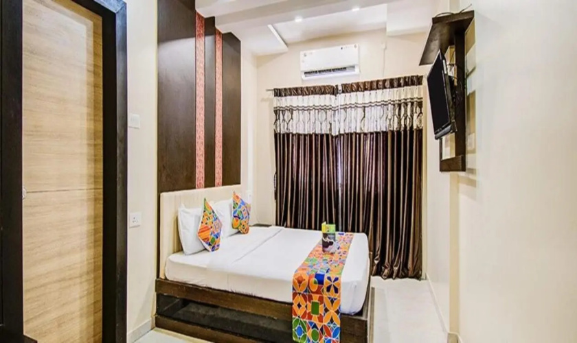 FabHotel Krishna Regency