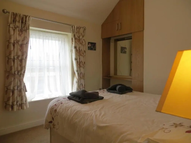 3 Bedrooms Cottage