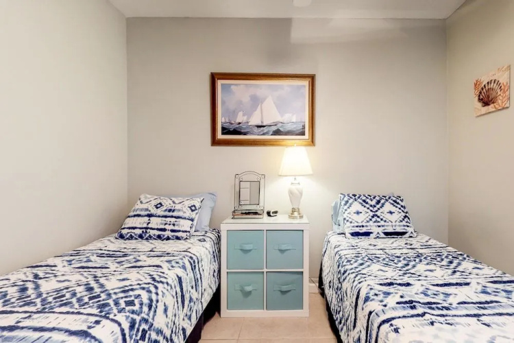 Aquarius Condos
