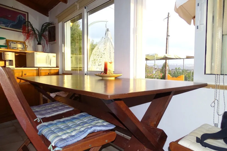 Lovely House At Tersanas Beach