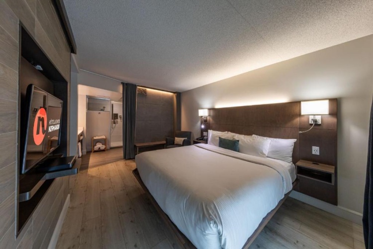 Double Suite