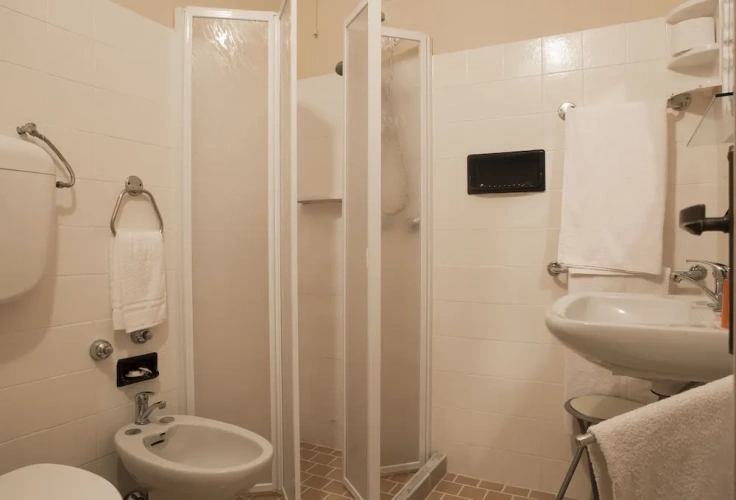 Standard Triple room with balcony