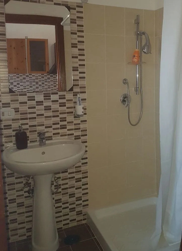 Iris B&b