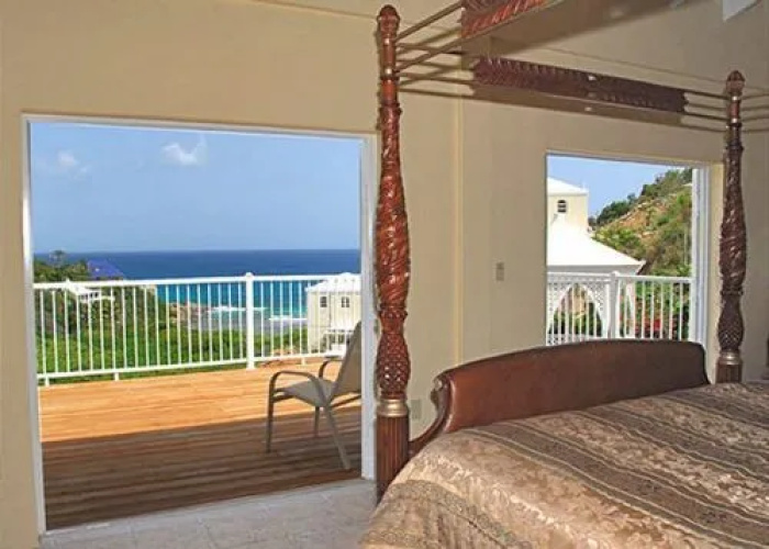 Island Manor