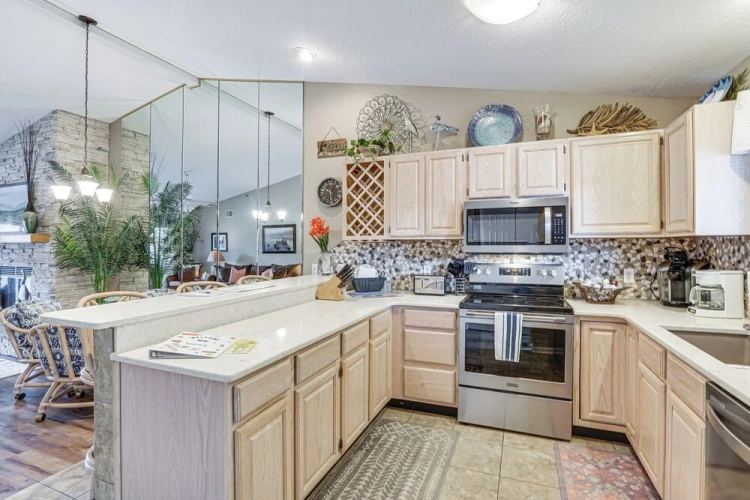2 Bedrooms Apartment