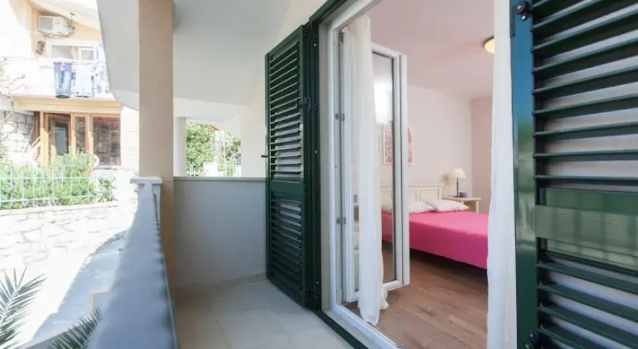 Apartments Meri Makarska