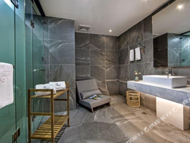 2 Bedrooms Deluxe Twin Suite
