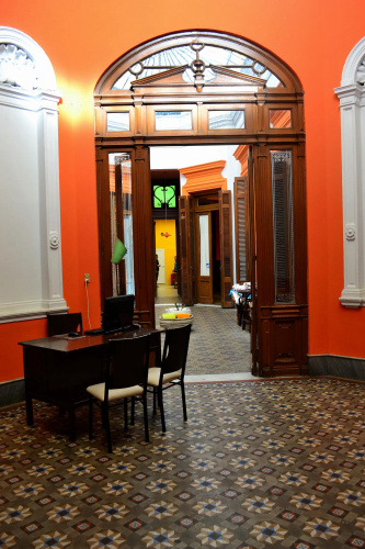 Retro Art Hostel
