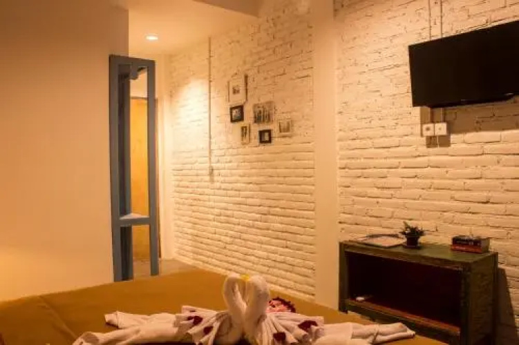 A7 Guesthouse