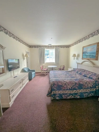 2 Bedrooms Double Suite