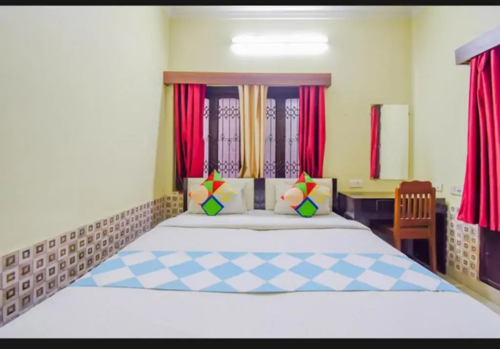 OYO 75652 Orient Residency
