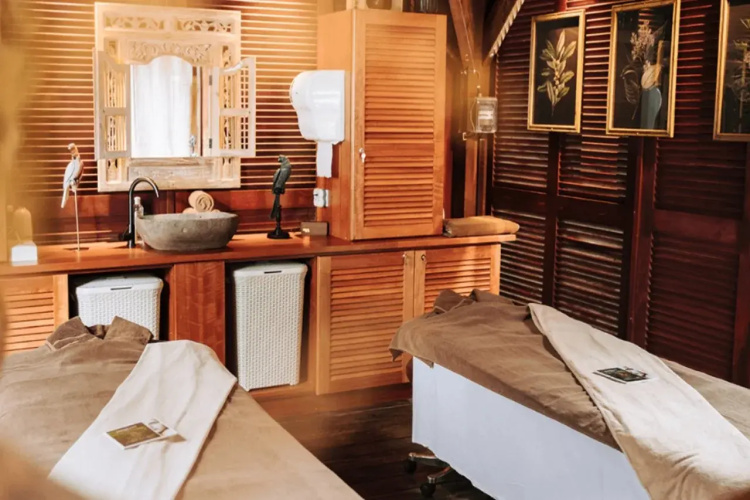 Diana Dea Lodge