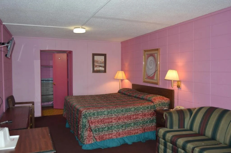 Seminole Inn