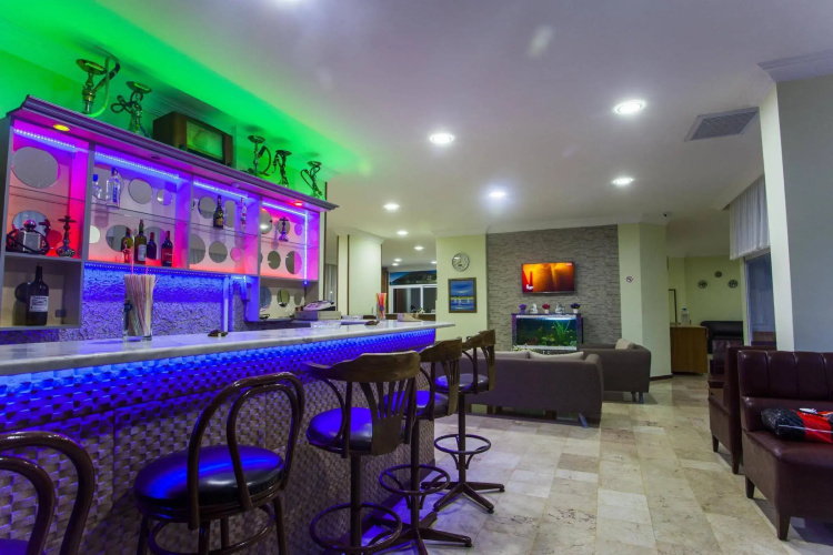 Boreas Suit Hotel