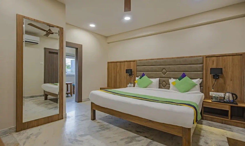 Premium room with balcony