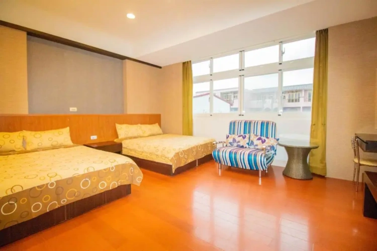Standard Quadruple room