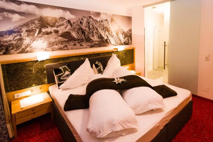 Standard Double room with balcony and with view
