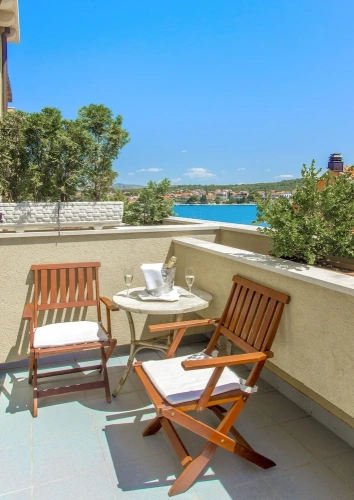 Comfort Double room with balcony and with sea view