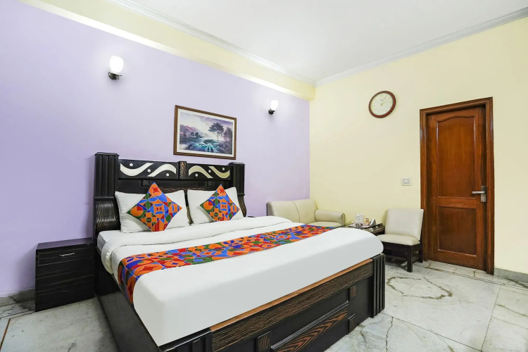 FabHotel Ivy Inn