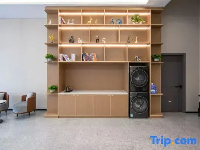 Iate Musical Situations