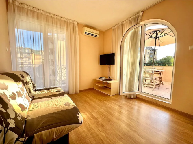 Menada Apartments in Messembria Resort