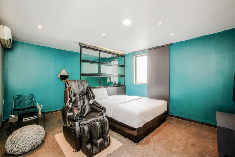Deluxe Single room