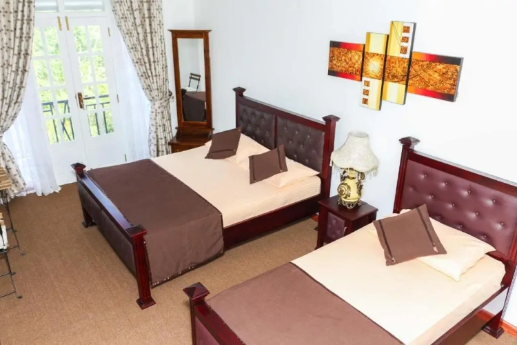 Standard Triple room with mountain view