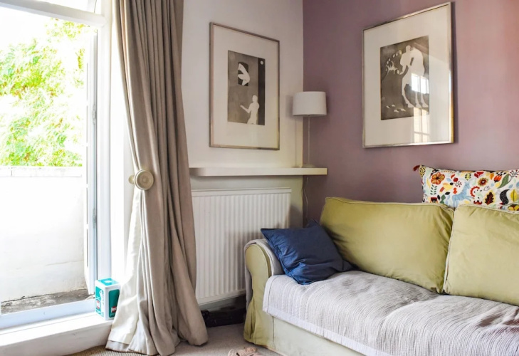 Charming 2 Bedroom Battersea Flat