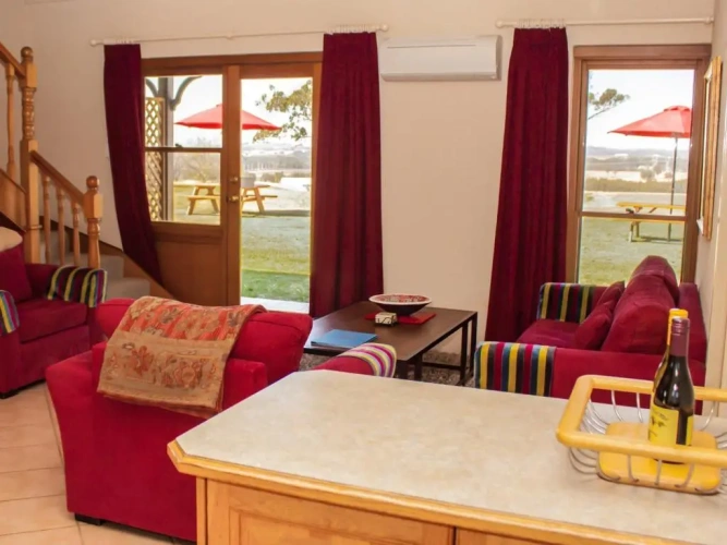 2 Bedrooms Chalet