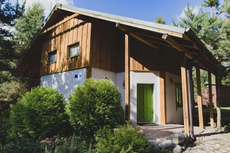2 Bedrooms Chalet