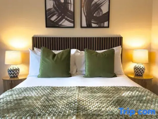 Stylish Double Room with Comfort & Light