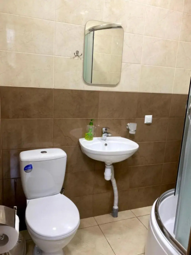 Apartment studio-біля вокзалу-недалеко від центру- наразі є світло