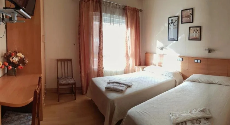 Hostal De La Torre