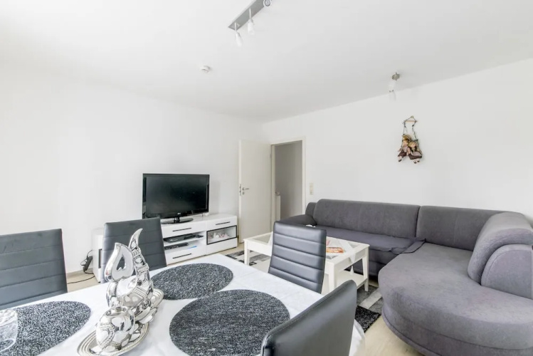 Private Apartment Am Mittelfelde (5443)