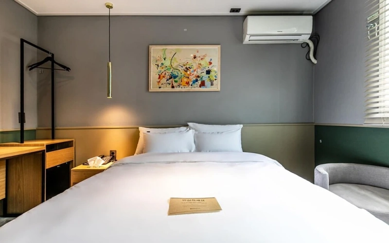 Guest rooms