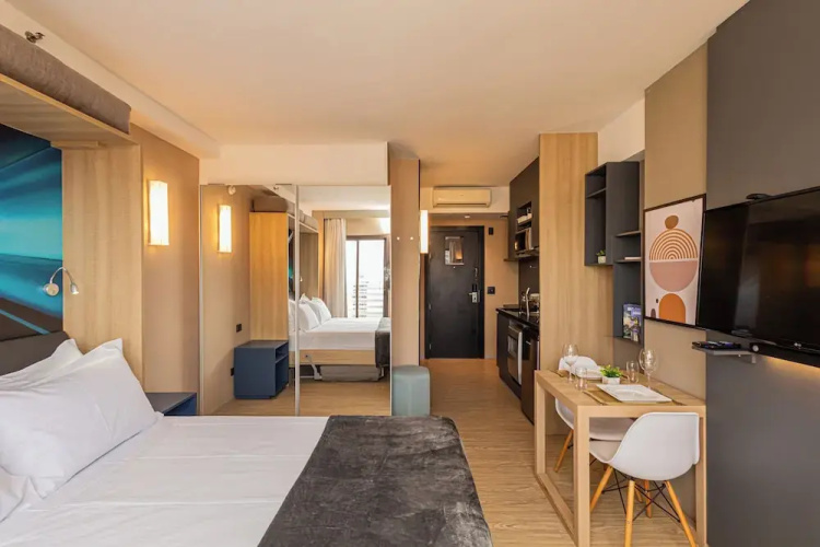 APS - Alpha Stay by Anora Spaces II