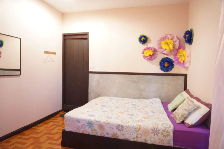 Chiangkhan Modern Home